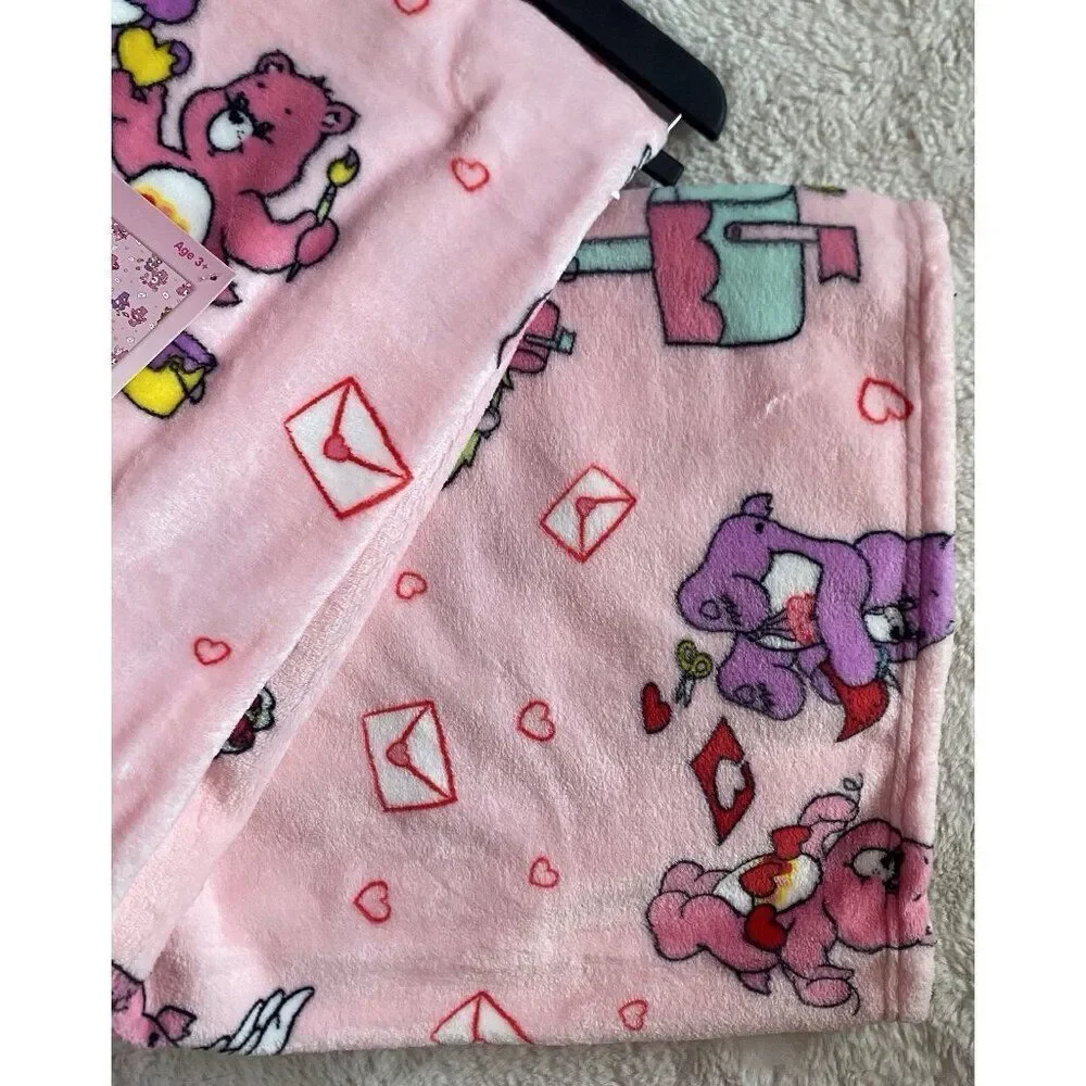 Care Bears Love A Lot Bear Throw Blanket 50 X 70”‎ Valentines Love Letters NEW